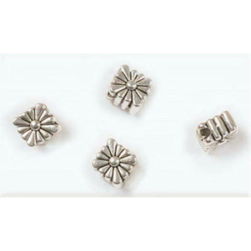 Spacer Bead, Flower Design 8x9x5 - PoCo Inspired