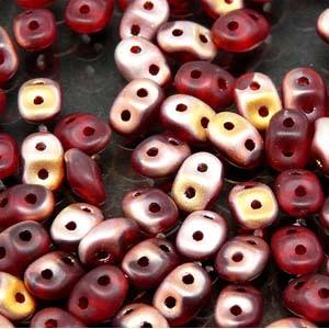 Ruby Capri Gold - SuperDuo, 2.5x5mm 22g
