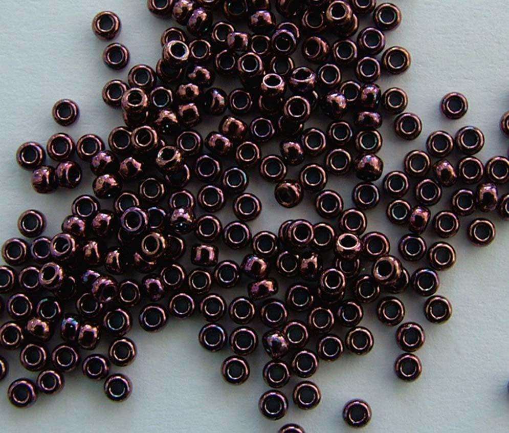 15-460, Miyuki 8.2g Metallic Raspberry