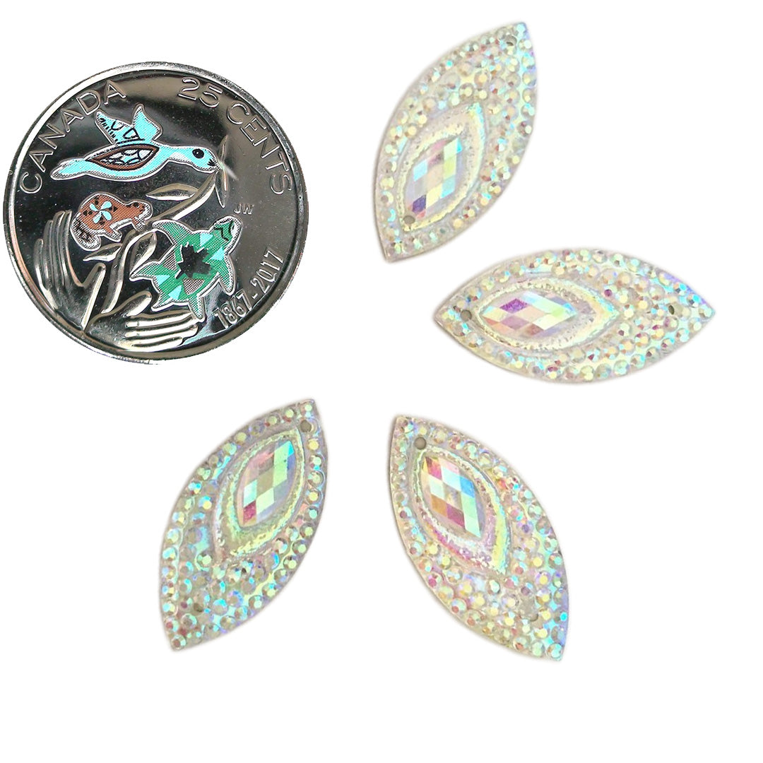 Resin Cab - Horse Eye Medium, Peacock Eye Clear AB
