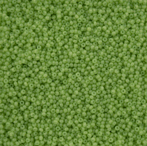 11-02654, Czech 22g Green Alabaster Solgel