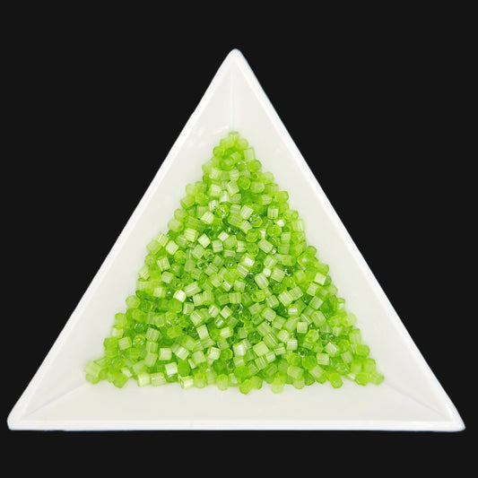 10C-05654, Czech 2 Cut 22g Satin Green SOLGEL