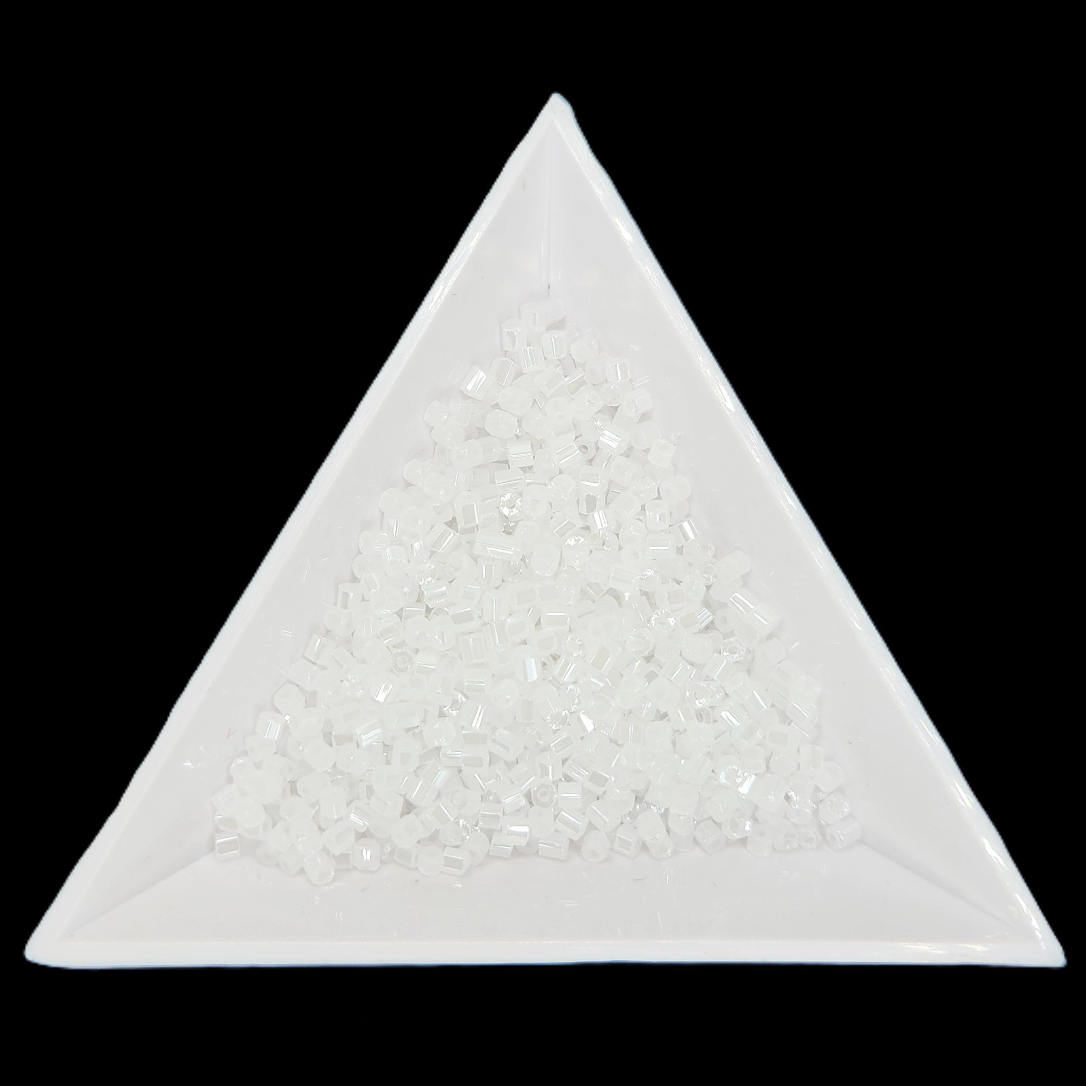10C-57102, Czech 2 Cut 22g Op White Pearl