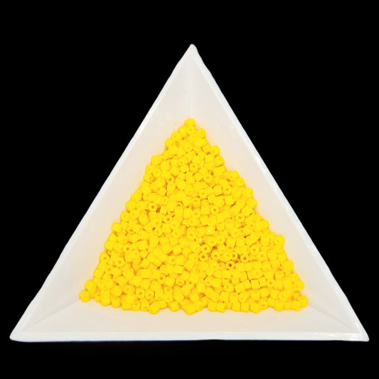 10C-83130, Czech 2 Cut 22g Op Gold Yellow