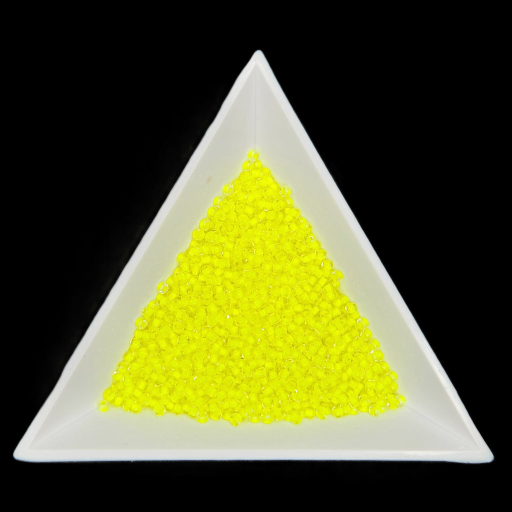 11-08786, Czech 22g Crystal C/L Neon Yellow