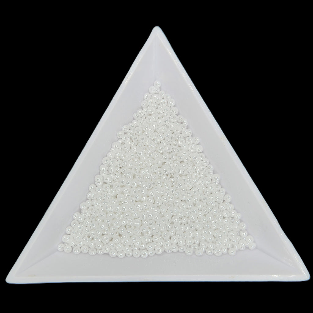 11-46102, Czech 22g Op White Luster