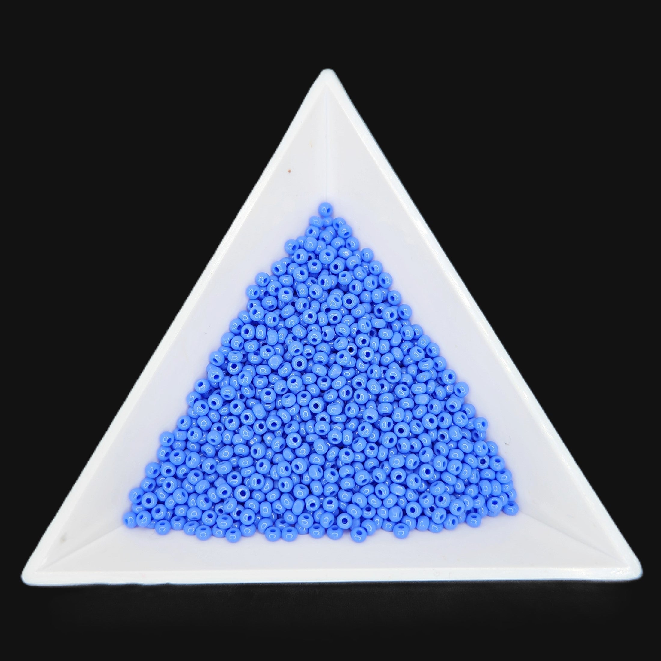 11-33040, Czech Charlotte, 8.2g Op Lt  Royal Blue
