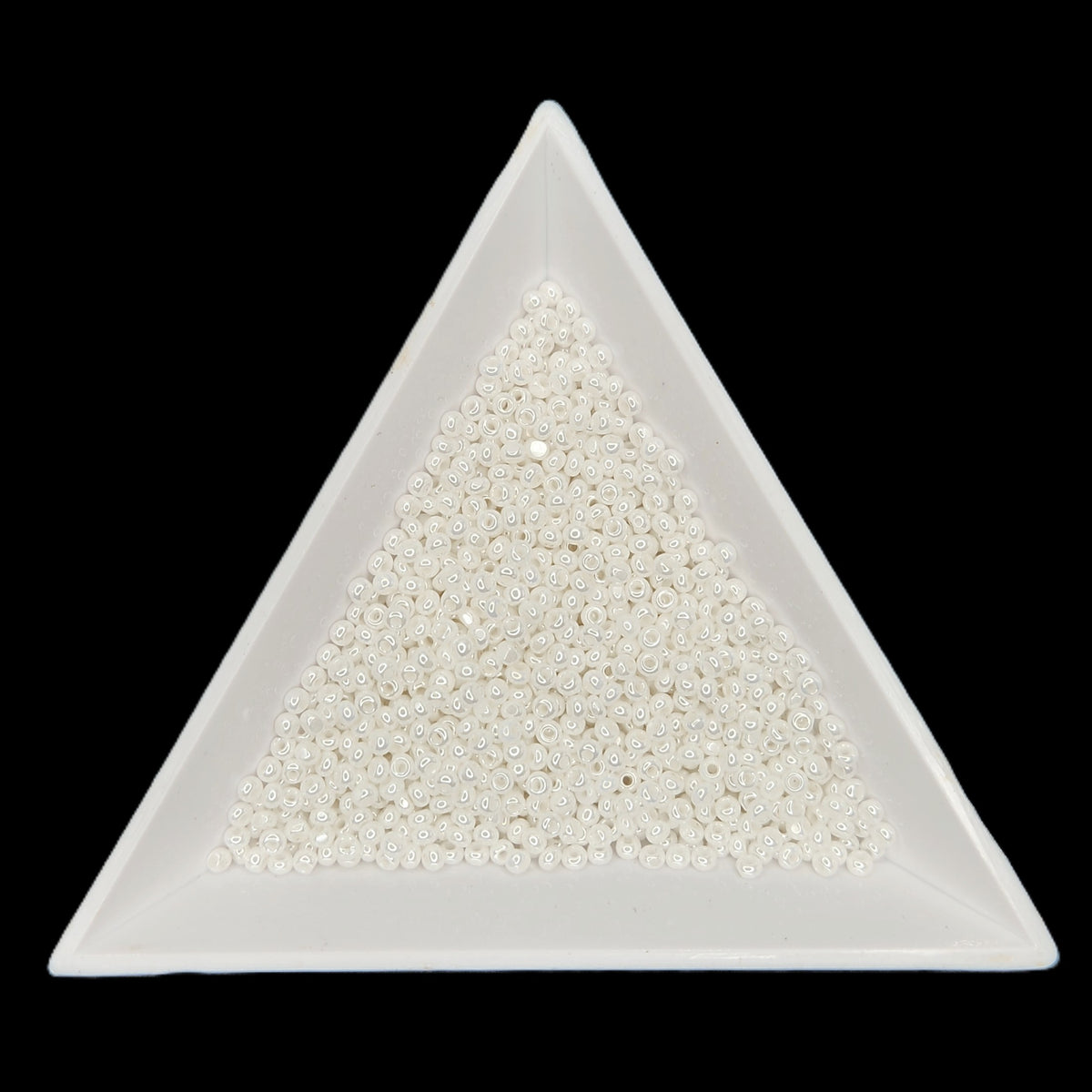 11-46102, Czech Charlotte, 8.2g Op White Luster
