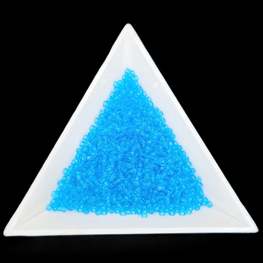 11-60010, Czech Charlotte, 8.2g Tr Lt Blue