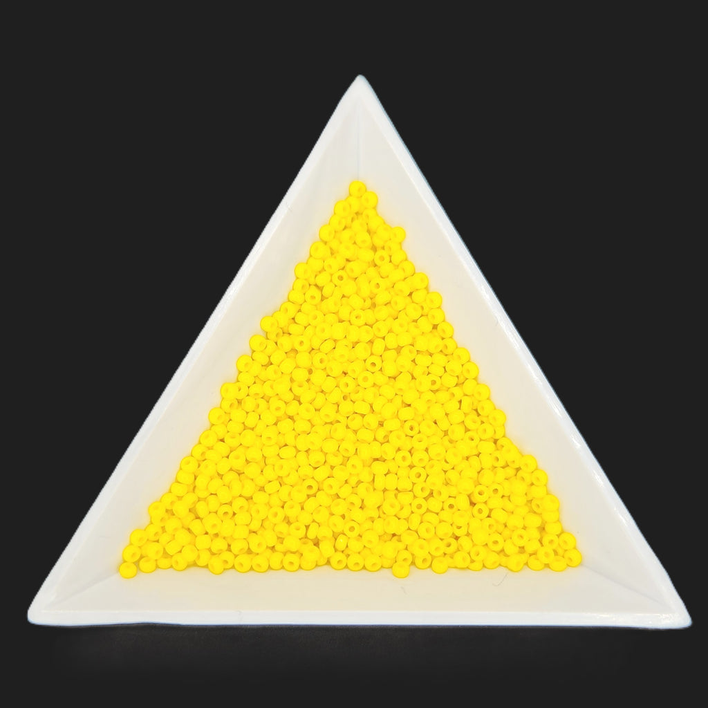 11-83110, Czech Charlotte, 8.2g Op Lemon Yellow