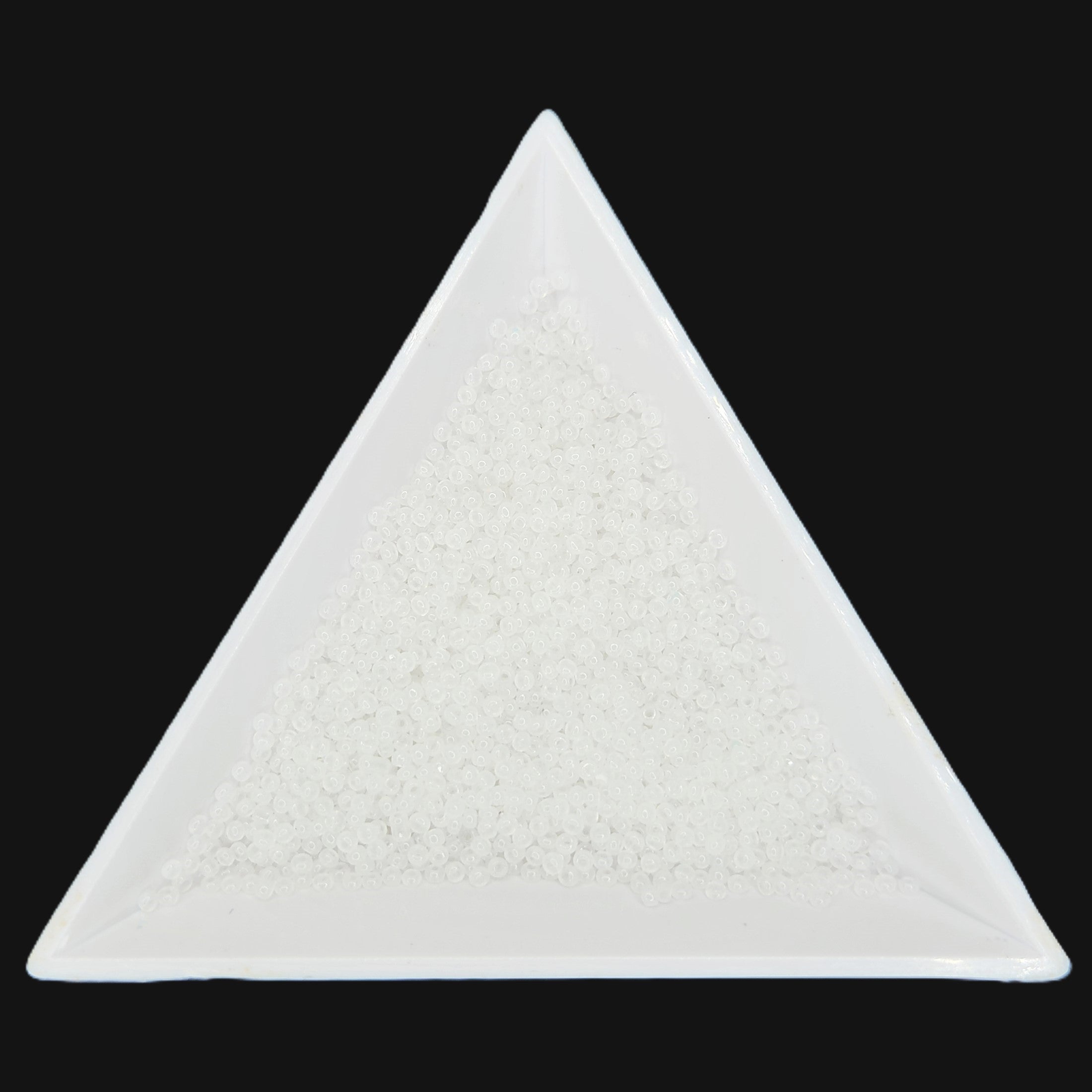 13-02090, Czech Charlotte 8.2g White Opal