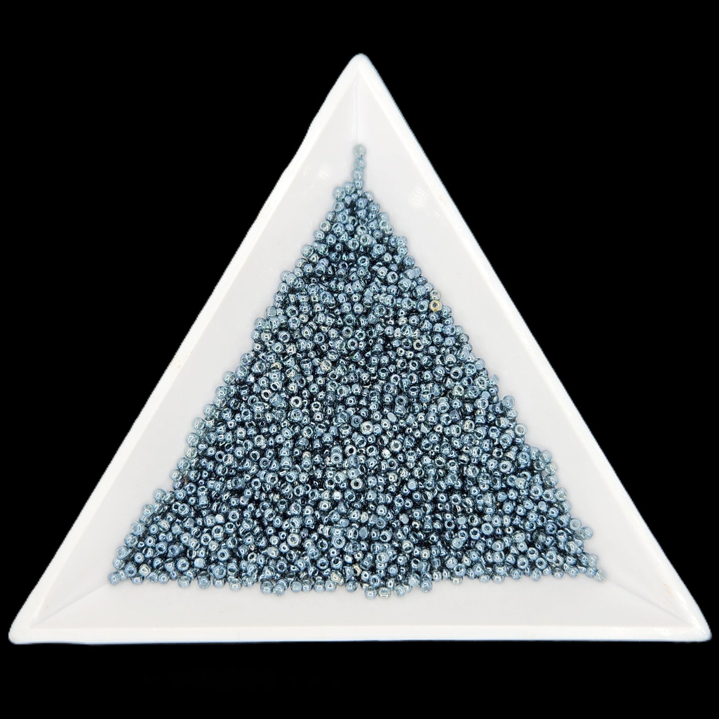 13-46010, Czech Charlotte 8.2g Transparent Grey Luster