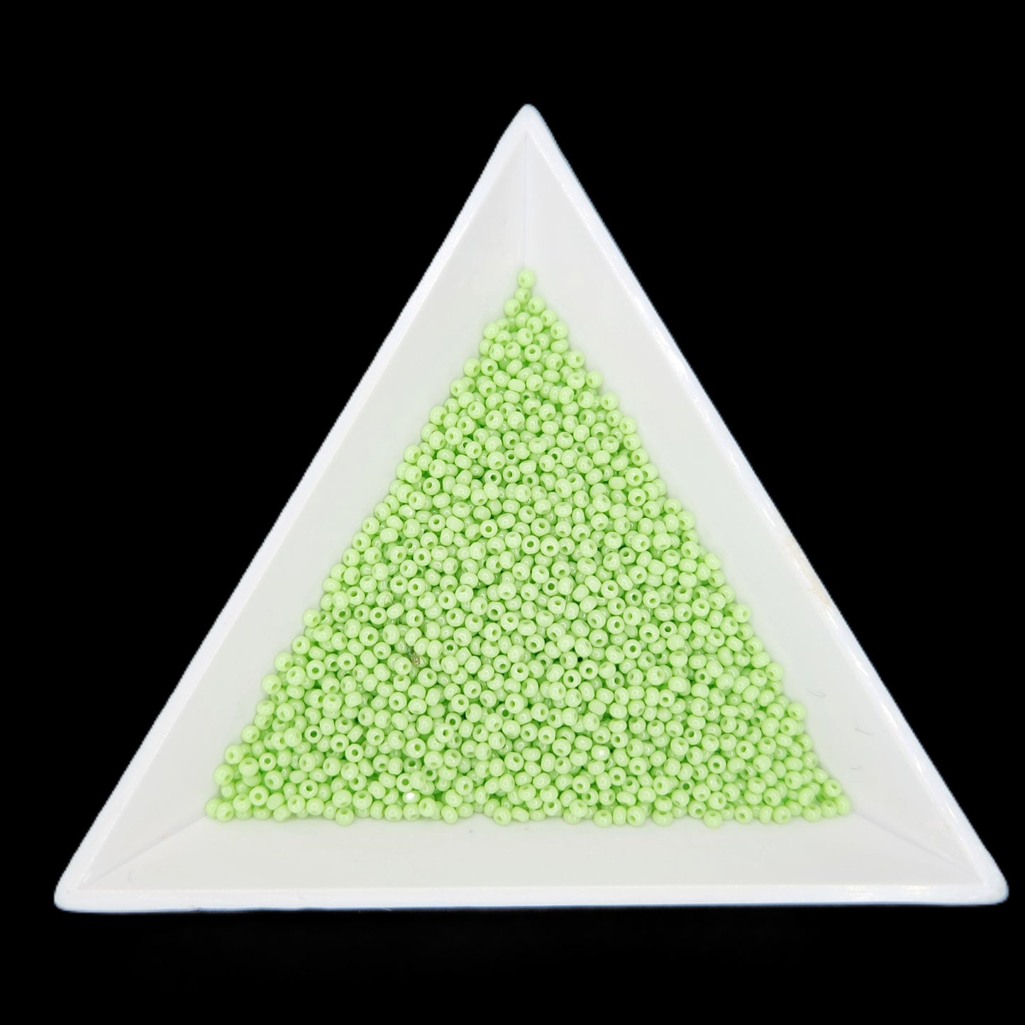 13-53410, Czech Charlotte, 8.2g Op Pale Green