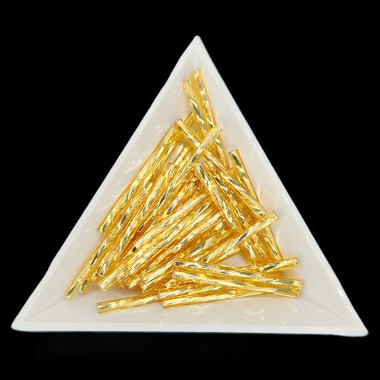 BUT30-17020, 30mm Twisted Bugle, 22g Silver Lined Gold