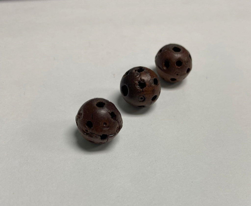 Wood, Walnut - 12mm Carved