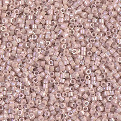 DB00-1505, Miyuki 5.2g Opaque Pink Champagne AB